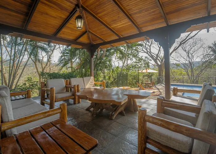 Corozalito Turtle Lodge